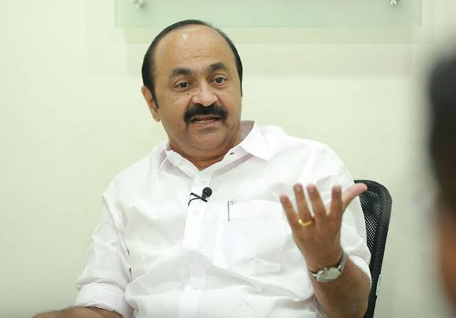 ‘ഭക്ഷണം കൊടുക്കുന്നത് നല്ല കാര്യം, പക്ഷെ കയ്യേറ്റം പാടില്ല’; ഡിവൈഎഫ്ഐയുടെ പൊതിച്ചോർ വിതരണത്തിൽ പ്രതികരണവുമായി മുഖ്യമന്ത്രി