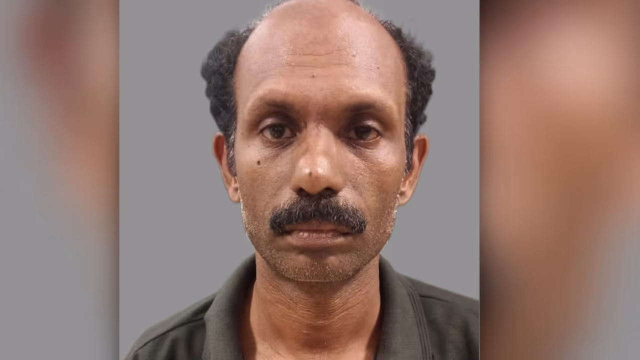 പ്രായപൂർത്തിയാകാത്ത വിദ്യാർത്ഥിനികളെ ലൈംഗികമായി പീഡിപ്പിച്ച ട്യൂഷൻ അധ്യാപകൻ പിടിയിൽ