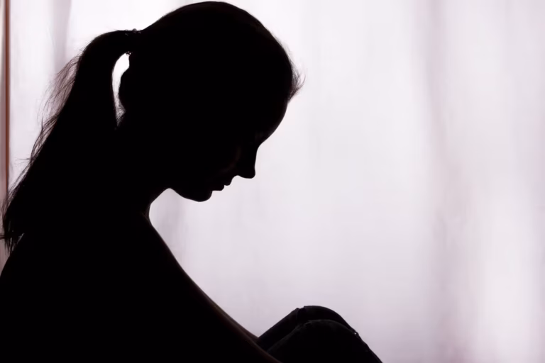 ഒൻപതാം ക്ലാസ് വിദ്യാർത്ഥിനിയെ സഹപാഠികൾ ചേർന്ന് പീഡിപ്പിച്ചു; എട്ട് പേർക്കെതിരെ കേസ്