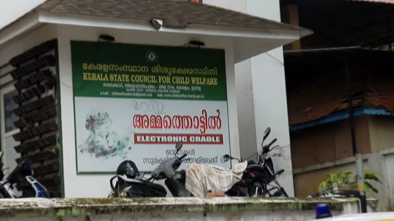 ശിശുക്ഷേമ സമിതിയുടെ അമ്മത്തൊട്ടിലിൽ ആയിരാമത്തെ അതിഥിയെത്തി; കുഞ്ഞിന് ‘സഹസ്ര’ എന്ന് പേരിട്ടു