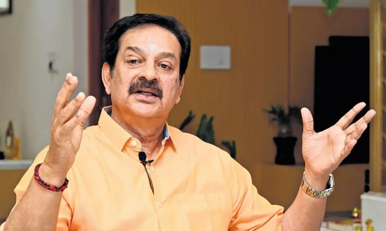 ബിജെപിയിൽ അവഗണന: രാജി അന്തിമമെന്ന് നടൻ ദേവൻ; തമിഴക വെട്രി കഴകവുമായി സഹകരിക്കാൻ ആലോചന
