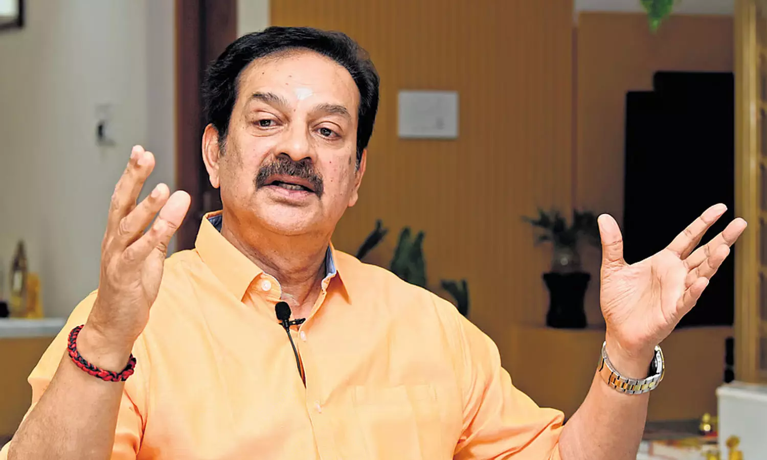 ബിജെപിയിൽ അവഗണന: രാജി അന്തിമമെന്ന് നടൻ ദേവൻ; തമിഴക വെട്രി കഴകവുമായി സഹകരിക്കാൻ ആലോചന