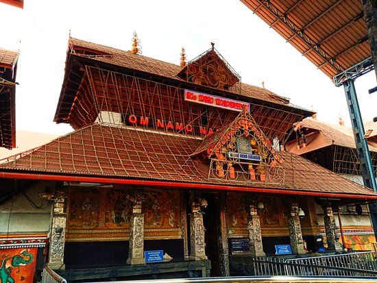 ഗുരുവായൂരിൽ റിക്കോർഡ് കല്യാണം; ചിങ്ങത്തിലെ ആദ്യ ഞായറാഴ്ച 400 ലേക്ക്, സൗകര്യങ്ങൾ വർദ്ധിപ്പിച്ച് ദേവസ്വം