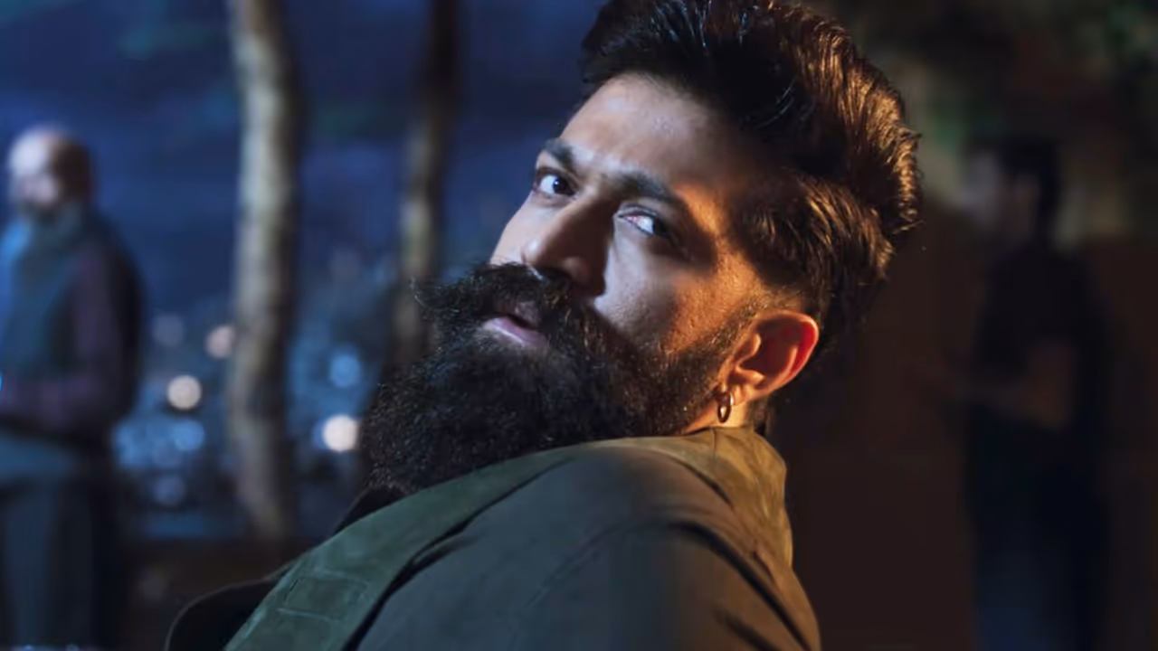ഡാർക്ക് ആക്ഷൻ ത്രില്ലറുമായി ഗീതു മോഹൻദാസും യഷും; ‘ടോക്സിക്’ റിലീസ് തീയതി പുറത്ത്!